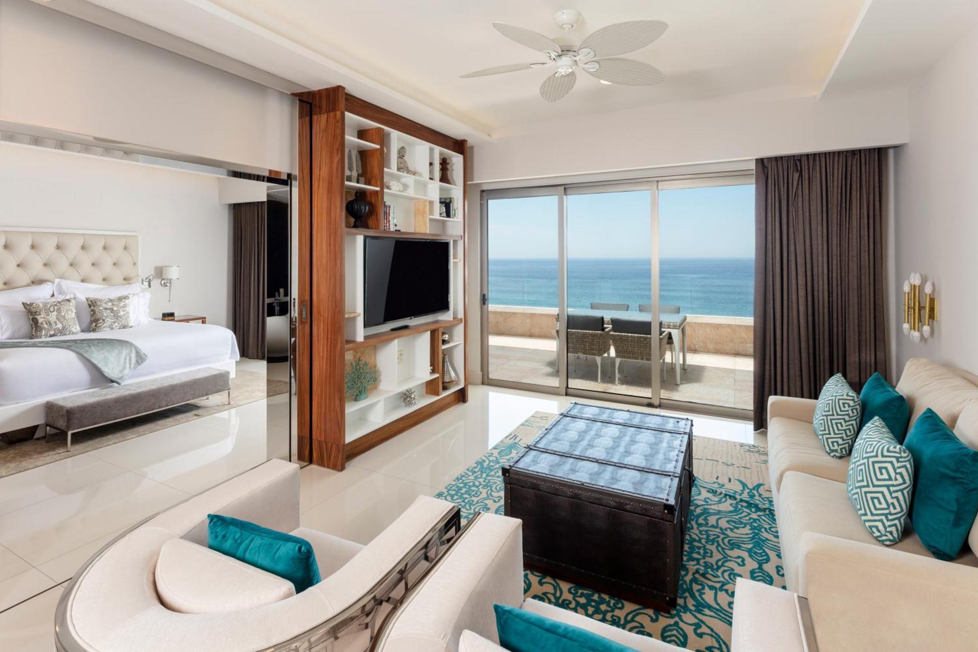 Two-Bedroom Ocean View 1 King Bed 2 Queen Beds